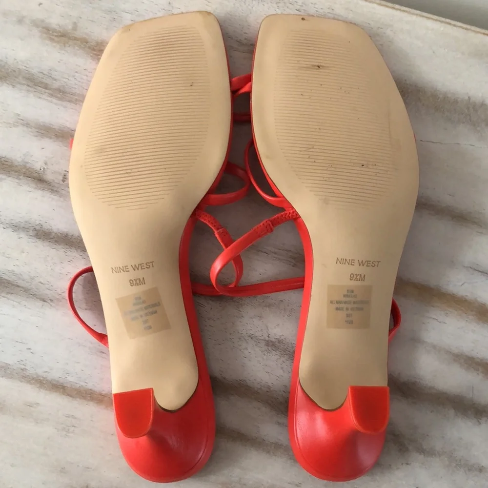 Chic Nine West sandal - like new - Picture 7 of 7